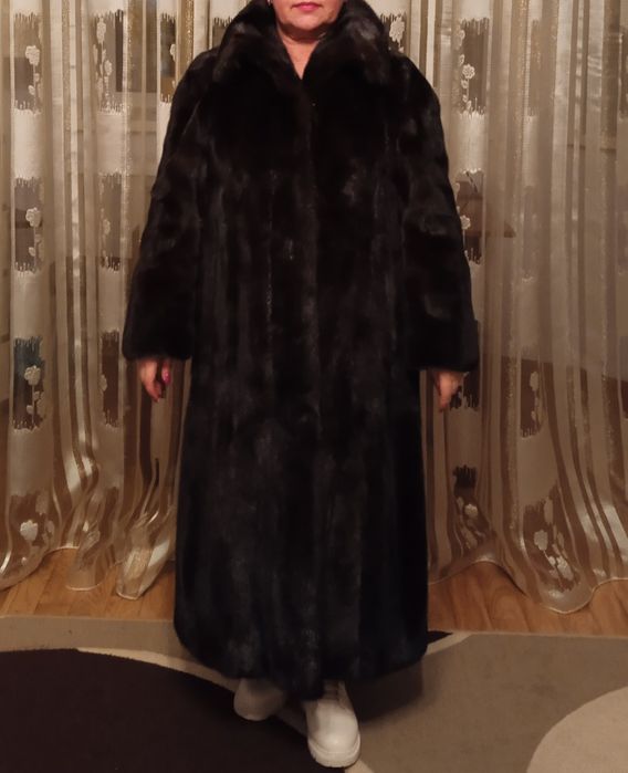 Натуральная шуба из норки 48-50 размера