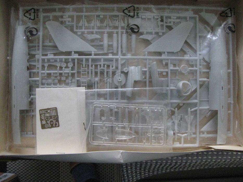 MiG - 17 PF/PFU 1:48