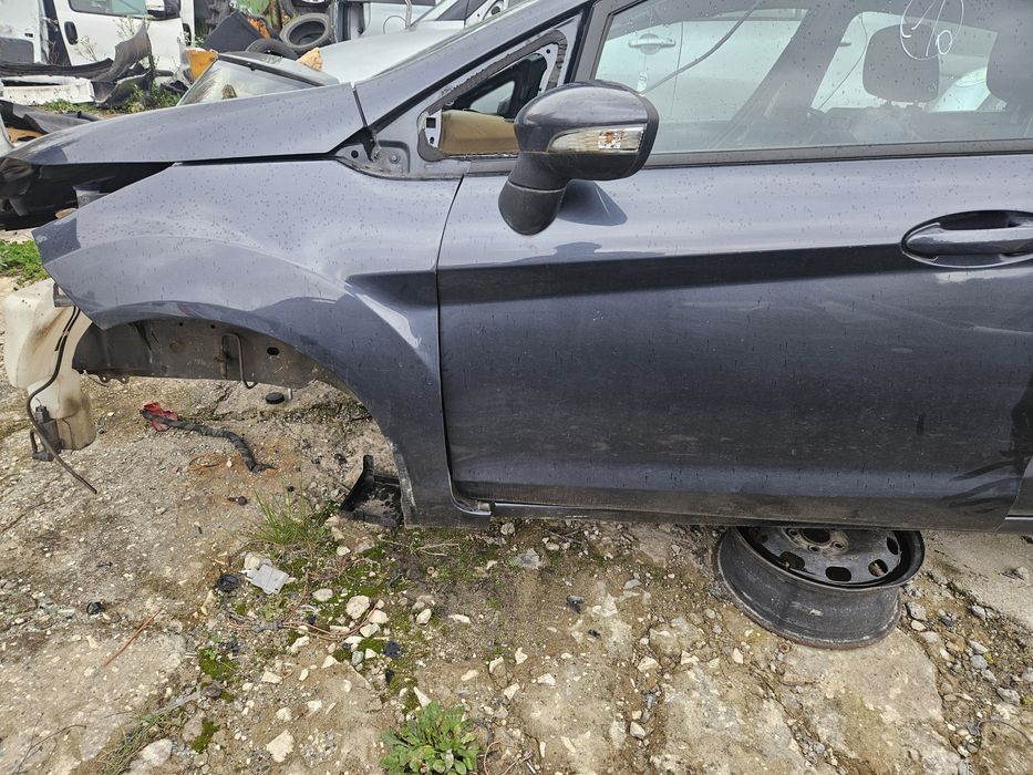 Ford Fiesta mk7 lusterko lewe prawe