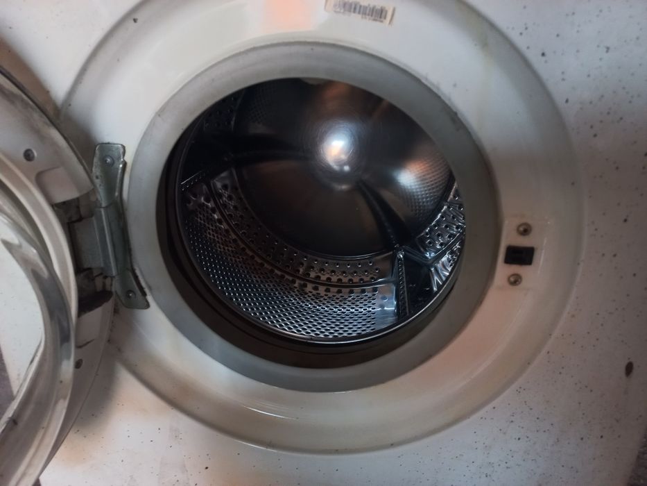 Стіральна машина Indesit