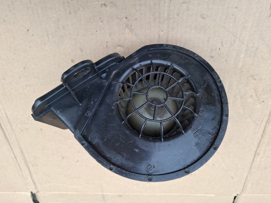 Dmuchawa nawiewu powietrza Fiat 126p Maluch