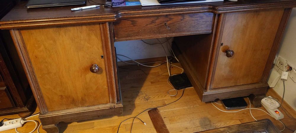 Antyczne biurko z przełomu XIX i XXw.