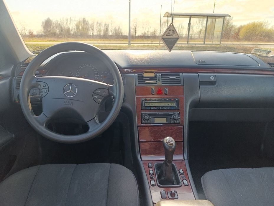 Mercedes Benz w210 2.2cdi 143km