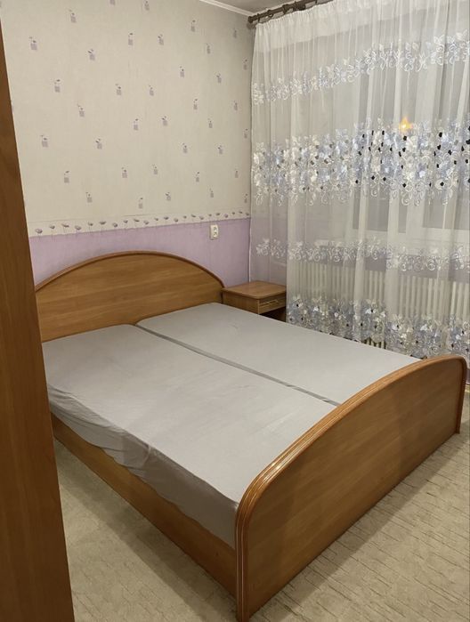 Сдам посуточно 2 кв./апарт.м.Спортивная,Металлист,Конный рынок,центр.