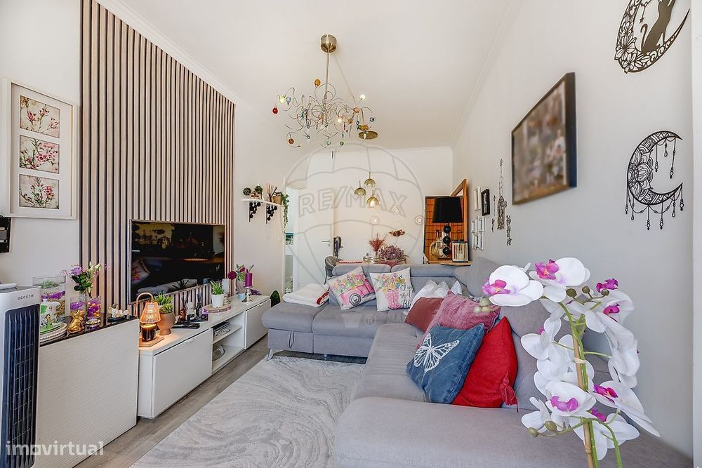 Apartamento T2 para venda — Santo António Dos Cavaleiros E Frielas, Lisboa