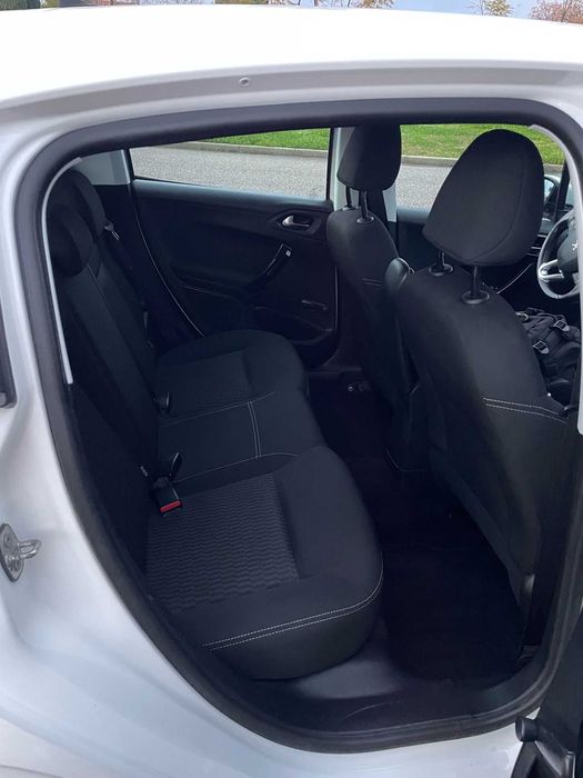 Peugeot 208 1.6 BlueHDi Active