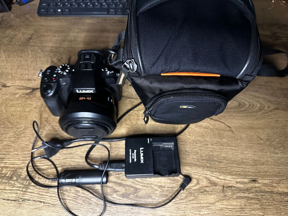 Видеокамера Panasonic LUMIX DMC‑FZ1000 (б/у)