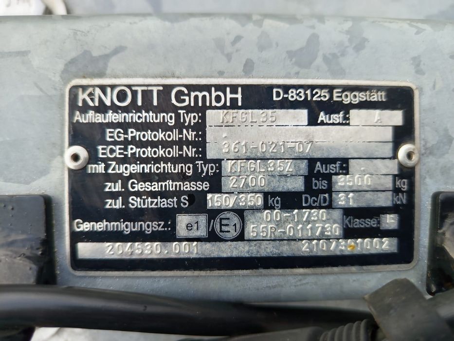 Przyczepa wymiary wewnetrzne 4m długa / 1.5m szeroka/ 2.1 wysoka