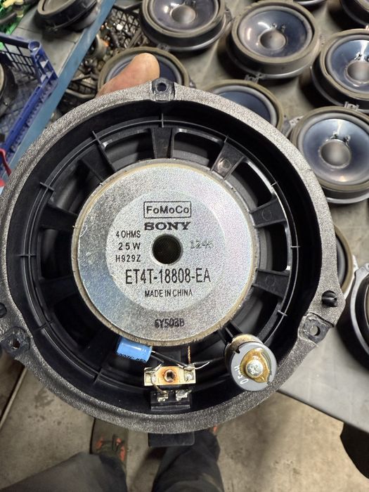 Дверные пищалки твитеры  сони оригинал форд edge focus fusion escape