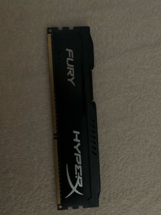 Sprzedam pamięć ram ddr3 4gb
