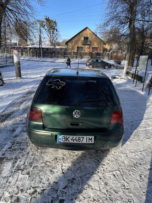 Volkswagen Golf 4 1.6 Газ/Бензин