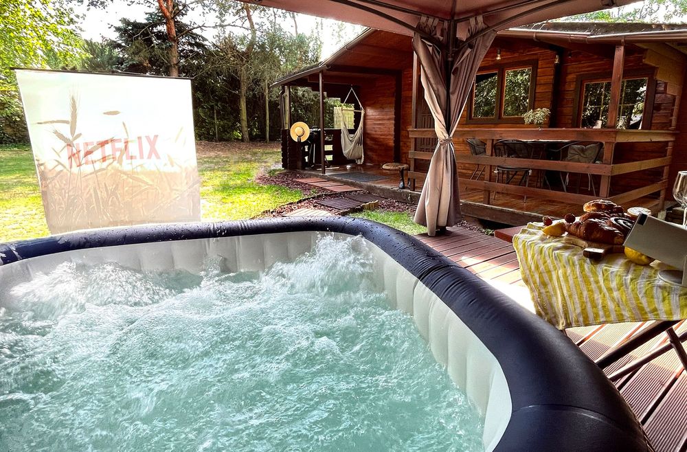 Dom LAS 2 - domek na wynajem, 100% prywatności, jakuzzi 24h/dobę, ognisko i leśna okolica, Jeziorsko