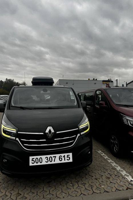BUS 9 OSOBOWY Renault Trafic AUTOMAT NA WYNAJEM Wolne terminy