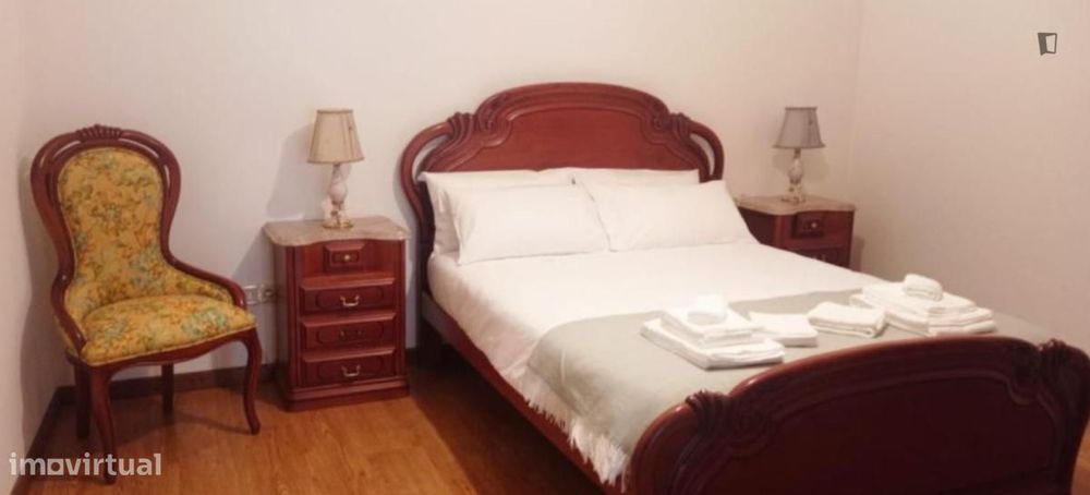 Casa com 3 quartos - localizado em Braganca