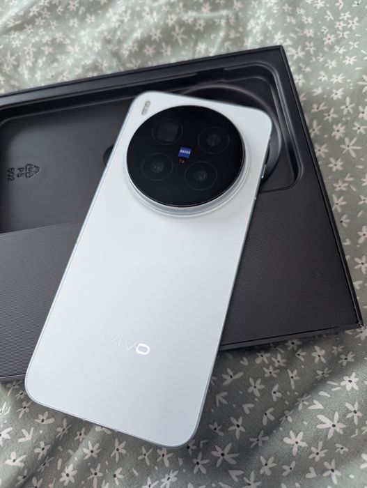 Vivo x300 pro 12/256 GB wersja CN