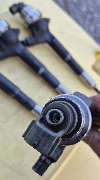 Wtryski wtryskiwacze Opel Astra H Astra J Zafira