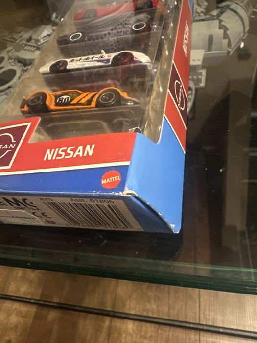 Hot wheels 1:64.