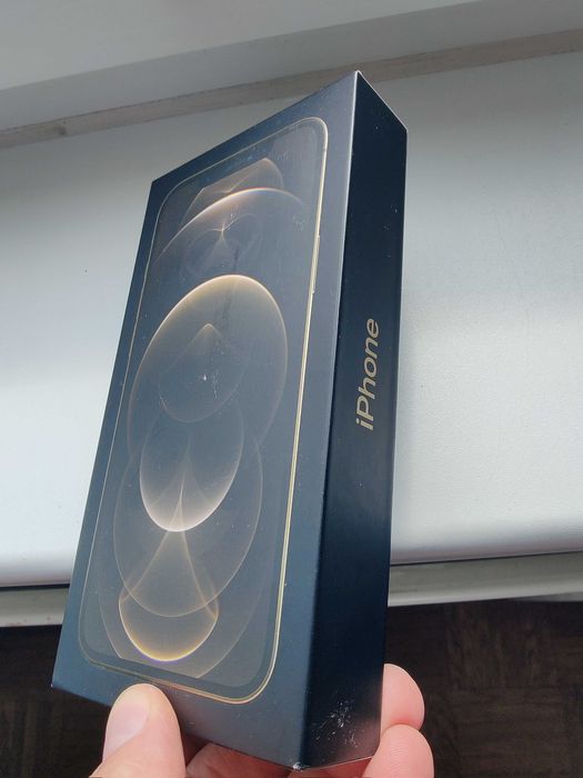 iPhone 12 Pro Max 256Gb разбит экран и зад, но полностью рабочий