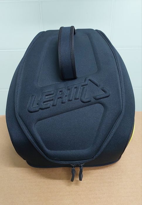 защита шеи Leatt 6.5Carbon