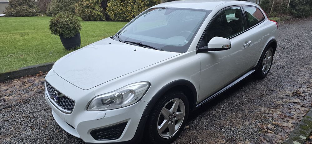 Volvo C30 LIFT 2.0  Benzyna   Sprawny czeka na nowego właściciela