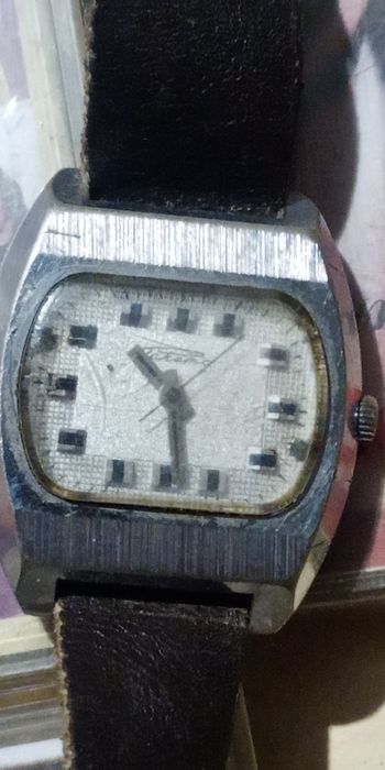 Часы ракета рабочие