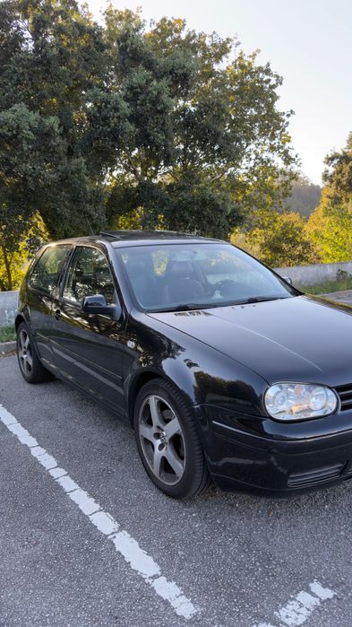 VW Golf IV 1.9 TDI 115cv Highline | 3 Portas | Teto de Abrir | Jantes 17