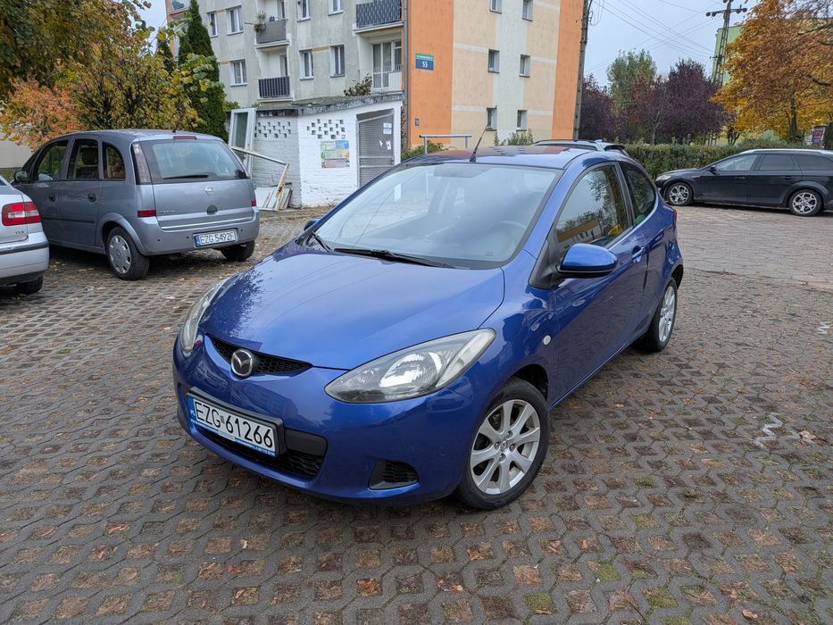 Mazda 2