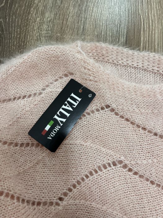 Продам нову кофту павутинку