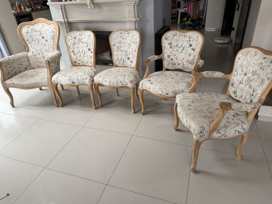 Zestaw 6 krzesel i 1 fotel