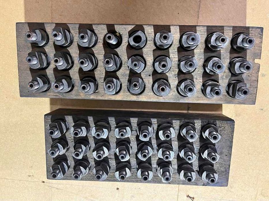 Tirantes para cabeças de máquina de erosão