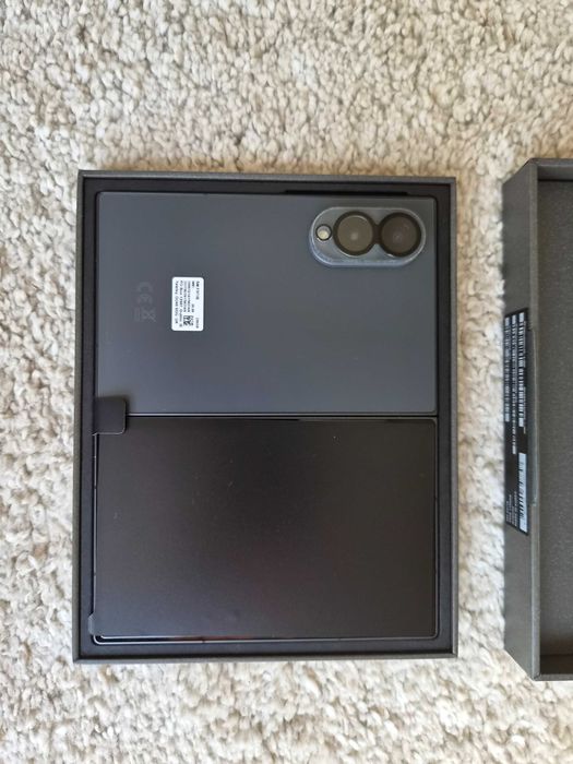 Samsung Galaxy Z Fold 8 256GB Grafite | NOVO | Fatura Samsung | Garantia | Capa + Películas