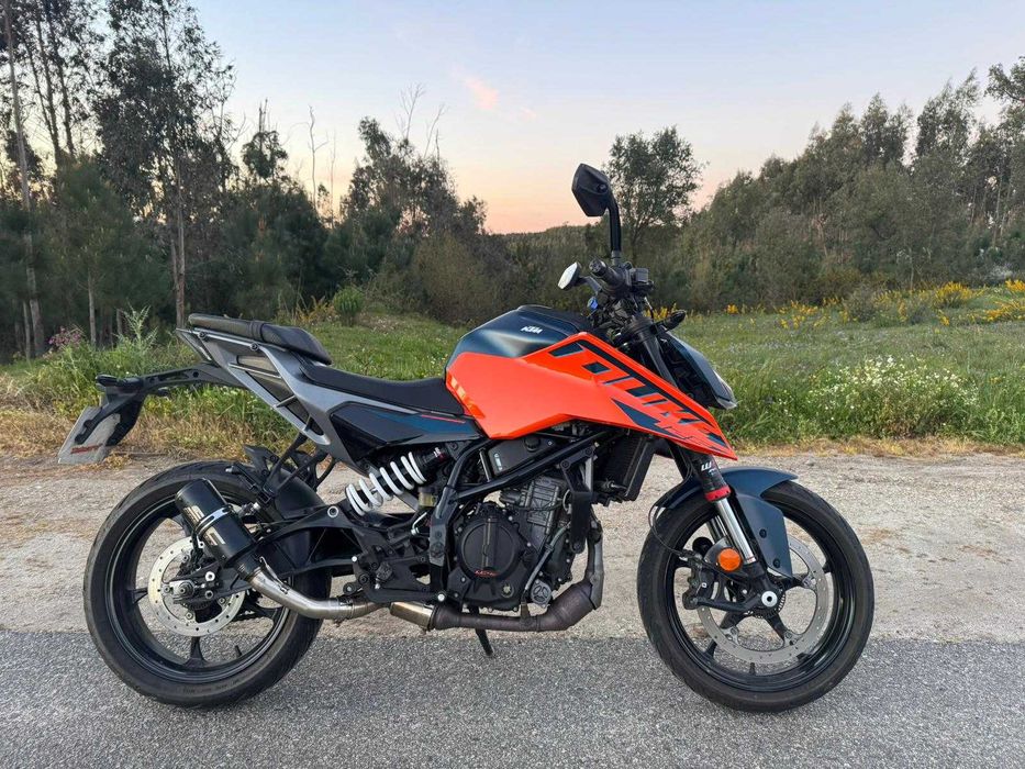 KTM DUKE 125 2024