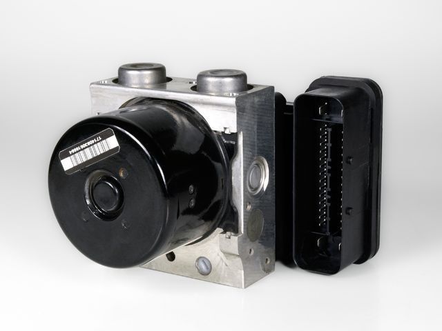 Ремонт блоків ABS Honda, Audi, BMW, Mercedes, Toyota, Volkswagen та ін