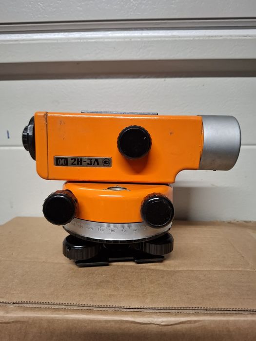 Niwelator terenu CCCP