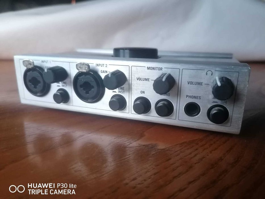 Placa Audio Traktor Komplete 6 - Native Instruments