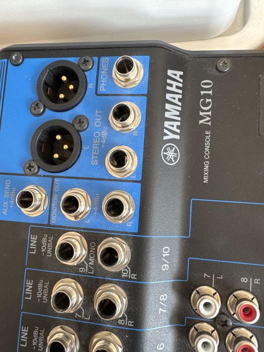 Mesa de som Yamaha Mg10