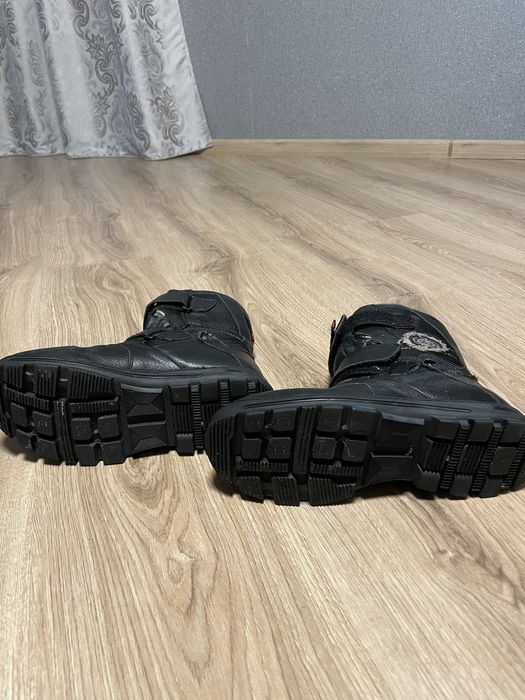 Шкіряні зимові ботинки