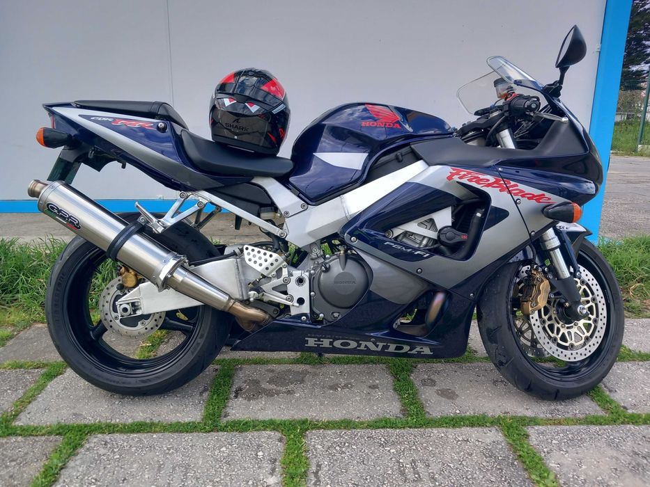 Honda CBR 929rr Fireblade 2001 apenas 20.000km reais