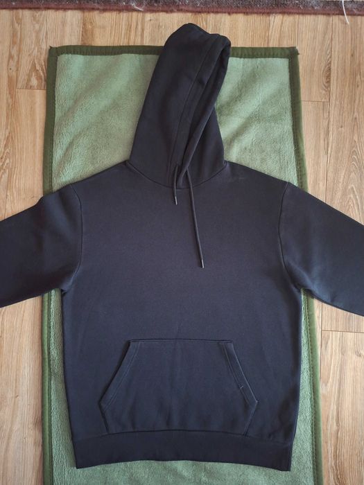 Bluza czarna z kapturem