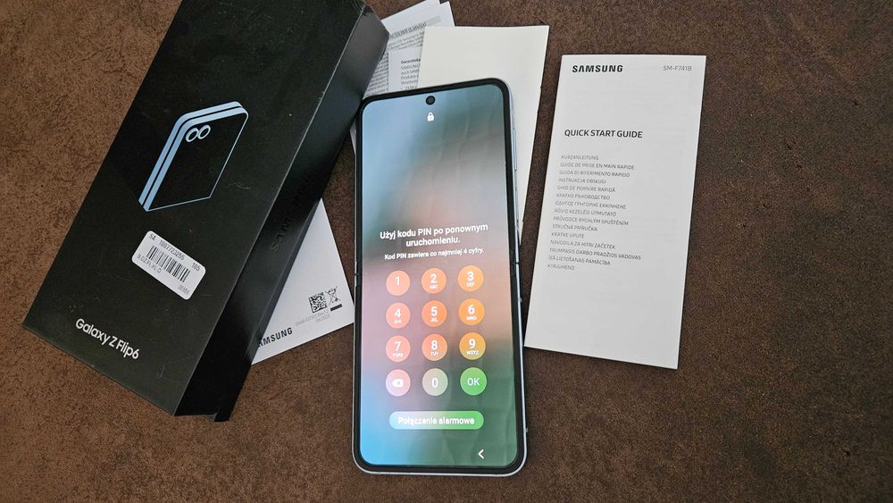 Samsung Galaxy Z Flip6 12/512 GB 5G niebieski ZADBANY GWARANCJA + gratisy