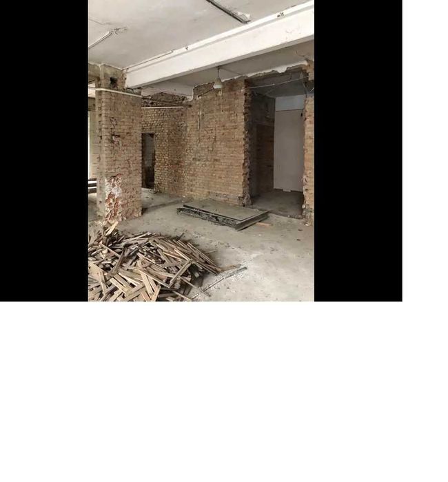 Комерційне приміщення площею 93,50 м. кв