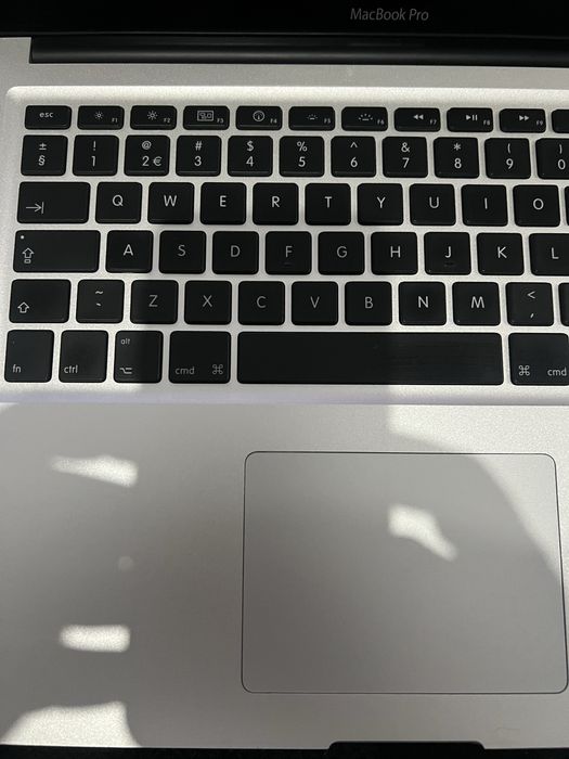 MacBook  Pro late 2011