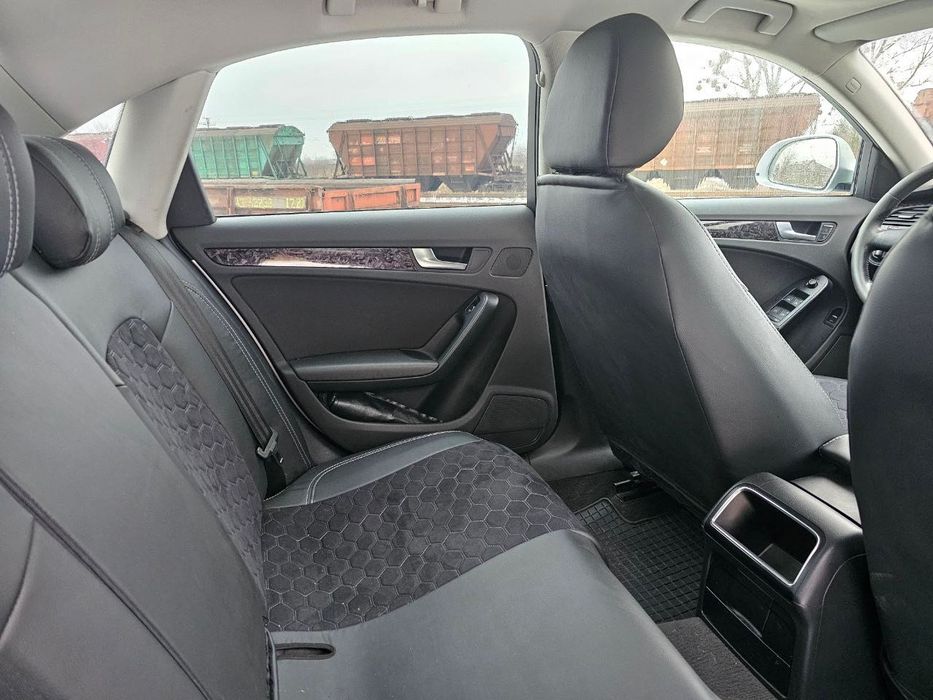 Продам ауді а4 b8