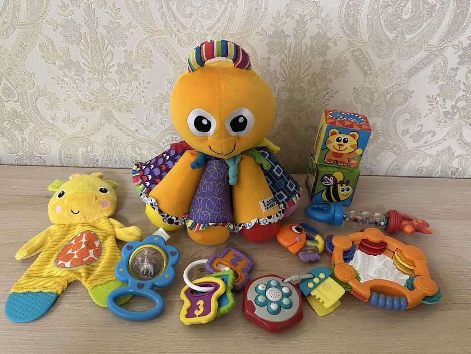 Набір іграшок для малюків