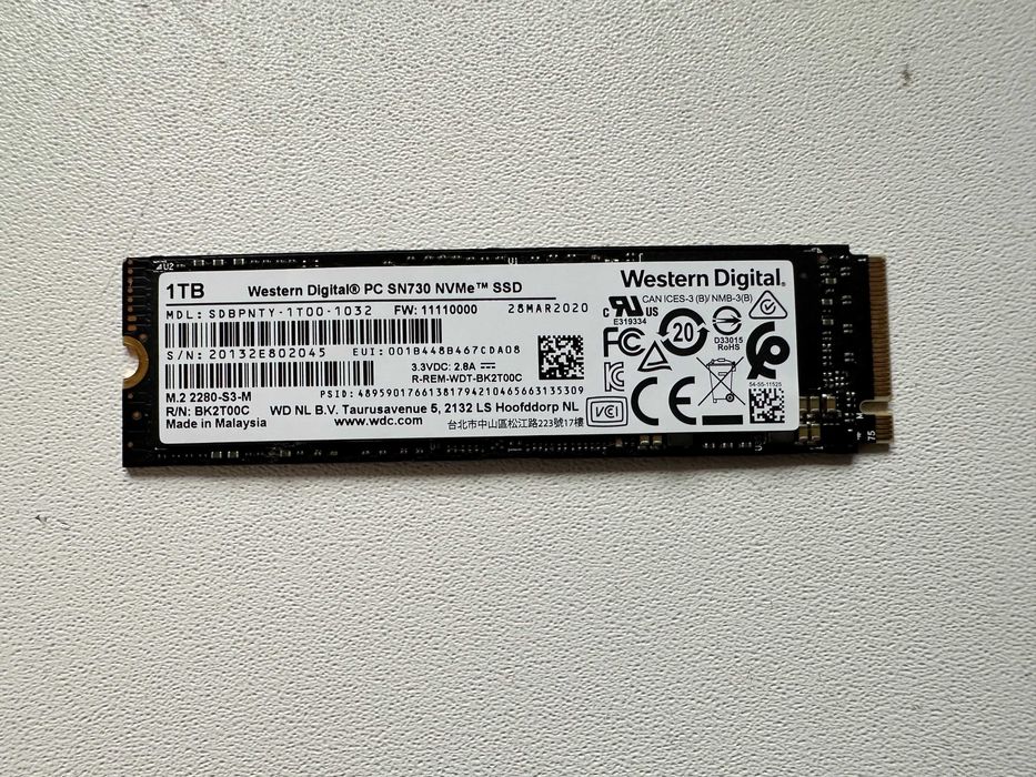 SSD накопичувач WD 1TB NVME M2