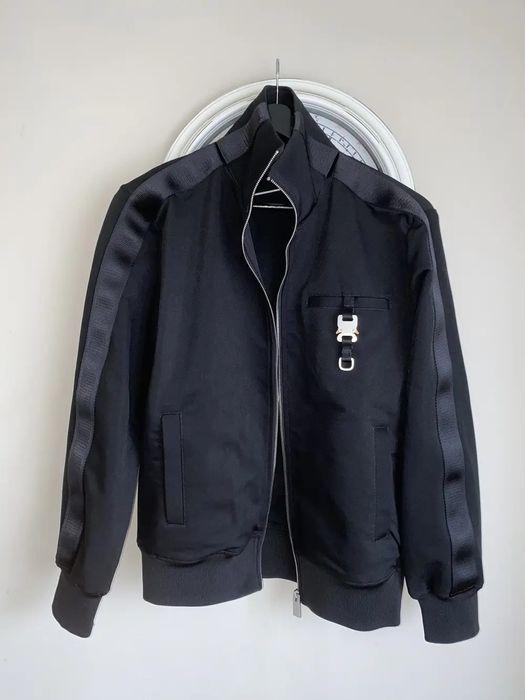 1017 ALYX 9SM - Tracktop zip up hoodie

Sweat Jacket