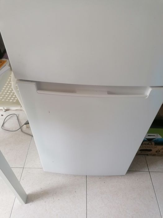 Frigorífico combinado Kunft KC8445