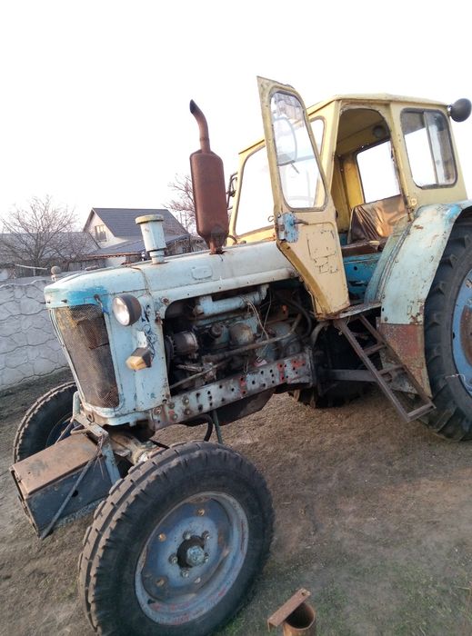 Продаю ЮМЗ 6 в робочому  стані