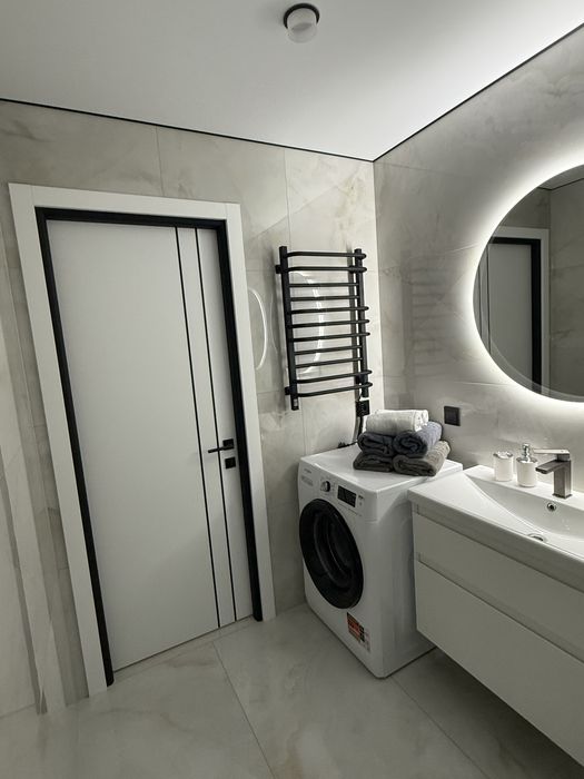 Бізнес- клас квартира в центрі міста “Dream- Park”