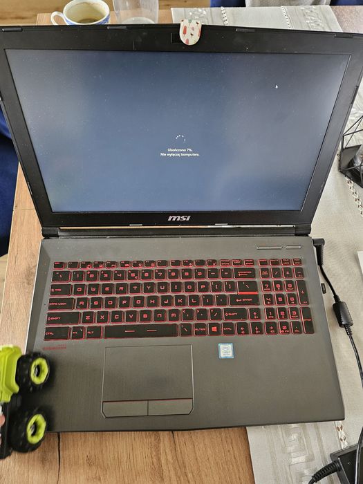 Laptop, komputer,  MSI 8RD 32Gb, 1050Ti, 2Tb, procesor i7, windows 11,